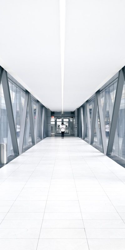 corridor-863681_1280